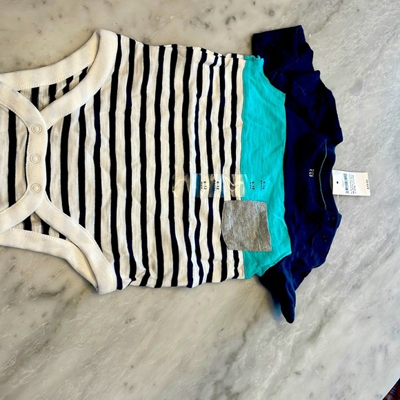 Brand new onesie - Picture 1 of 3